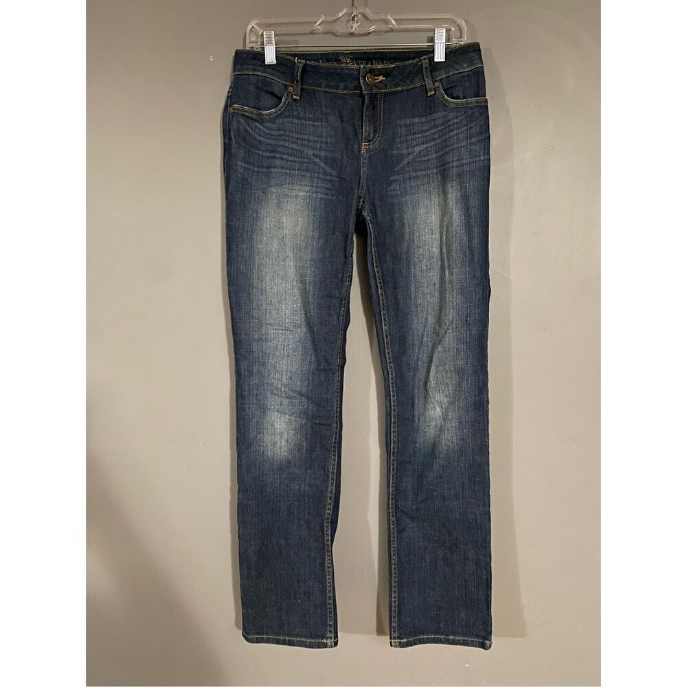 Simply Vera Vera Wang Medium Wash Straight Leg Jeans Size 4 NWOT